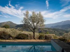 Secluded house with amazing view and swimming pool