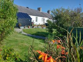 Snowberry Cottage, holiday home in Borve