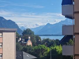 Grand appartement 4-8 personnes, hótel í Montreux