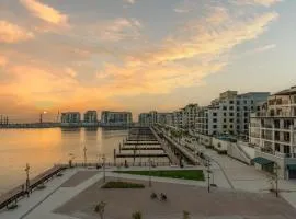Ultimate Stay / Panoramic Sunset Full Sea & Yacht Marina Views / 3 Bedrooms