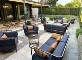 The Regency Sure Hotel Collection by Best Western, hotel med parkering i Lissone