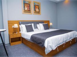 LAVIDA, hotel em Abidjan