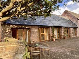 Coach House, holiday home in Drybrook
