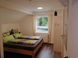 Kleine Wohnung (idyllische Lage), lavprishotell i Wutöschingen