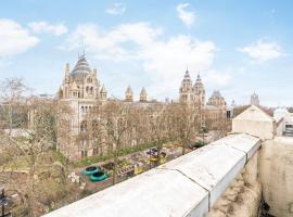 Kensington Skyline Penthouse