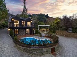 Alpine Cottage