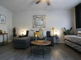 Renovated Modern Industrial Suite 2 BR Condo