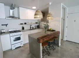 ConCrete Suite 5 Min Walk to Shands UF