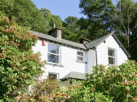 Tower View, cottage in Winster
