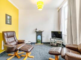 Lister Suite - Uk38333, holiday rental in Halifax