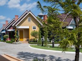 Picha Ville Resort, parkimisega hotell sihtkohas Watthana Nakhon