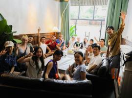 SONDERIA Lazybones Hostel, hotelli kohteessa Chengdu