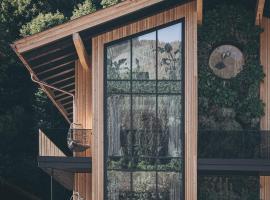 Grand Pension Franziska - inkl CrossFit Gym, penzion v Saalbachu