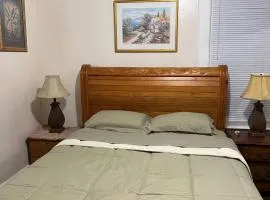 Victorian Palace-Pecan Room