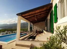 Villa Maxim with Private Pool