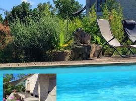 A deux pas de St Cirq Lapopie , Gite des Murets de l'isa, Cottage in Esclauzels