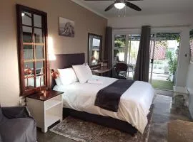 The Oak Treehouse BnB Queenstown