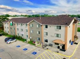 The Quincy Inn & Suites, hotel i Quincy