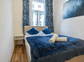 Modern Comforts: Chic Studio Apt Centrally Located
