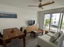 Appartement cosy 80m2 au pied du tram de Bordeaux, hotel v destinaci Eysines
