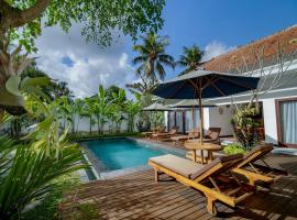 Titian Dewi Villa Ubud - 3 Bedroom Private Villa Close to Cretya Day Club، مكان عطلات للإيجار في تيغالالانغْ