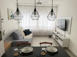 Apartamento quarteirão da praia (Boqueirão)