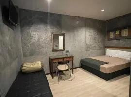 thepeakhostel