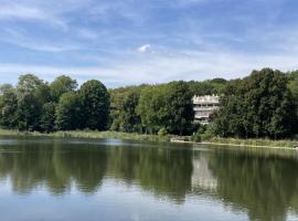 Les Etangs, hotell i Ville-dʼAvray