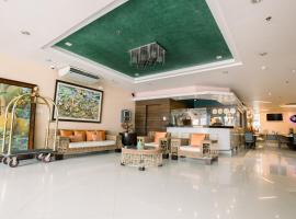 Allure Hotel & Suites, hotell i Mandaue, Cebu City