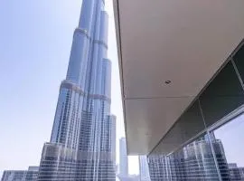 Vogue Stylish Stay Address Opera by Emaar, Downtown Dubai Luxury Apartment with Pool, Gym & Burj Khalifa Views