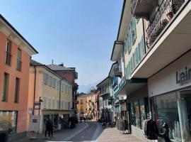 Schöne Wohnung in der Via Borgo, hotell i Ascona