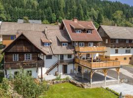 Gailtal Appartements Nähe Skigebiet, cheap hotel in Wertschach