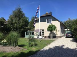 Beach Villa Makkum, hotel en Makkum