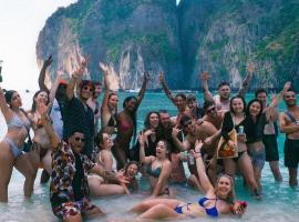 Bodega Koh Phi Phi، فندق في جزيرة في في