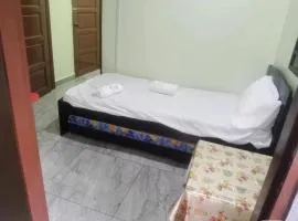 1号房有厕所厨房冰箱洗衣机