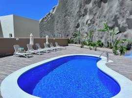 Luxury Villa Ifara Private Heated Pool, hotel com jacuzzi em Adeje