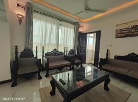 Ayaa Luxury Apartment 4th Floor Zanzibar, hotell i Zanzibar stad