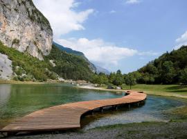 Casa Nembia, ξενοδοχείο κοντά σε Lago di Nembia, San Lorenzo in Banale