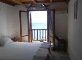 Spamandos Rooms