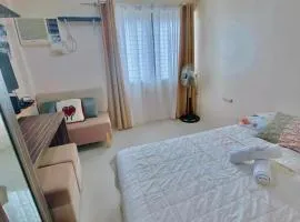 Nice location in the persimmon condo