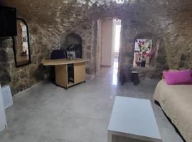 historic luxury cave, ubytování v soukromí v Jeruzalémě