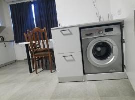 Private apartment, hotel amb aparcament a Tbilisi