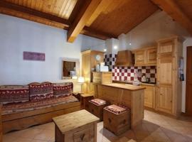 L´ouillon, hotel near Turra, Lanslebourg-Mont-Cenis