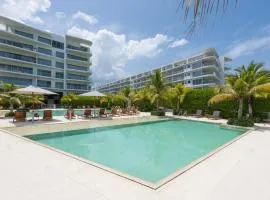 Lujoso Apartamento Con Salida Directa A La Playa Edificio Morros Eco