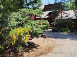 Yosemite Mountain Retreat, lodge i Oakhurst