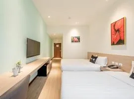 TH Hotel