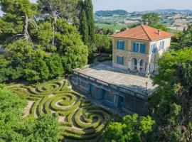 Villa Liberty 8, hotel in Osimo