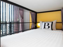 Bell Lifestyle Hostel Phuket, hotel i Naiyang Beach