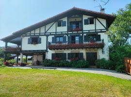 Casa Rural Maidanea, cabana o cottage a Hondarribia