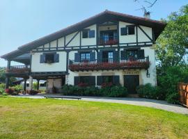 Casa Rural Maidanea, hotel v destinaci Hondarribia